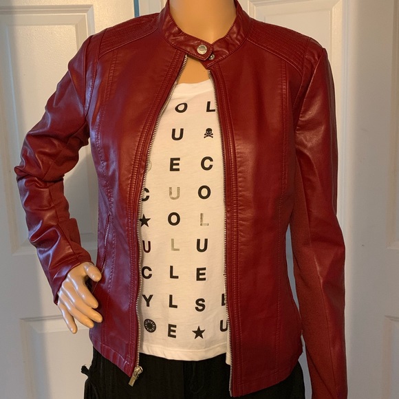 Express red faux leather jacket - Picture 2 of 8